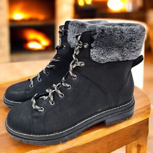 Time and Tru Hiking Boots Womens 11W Black Gray Faux Fur Collar Lace Up Casual